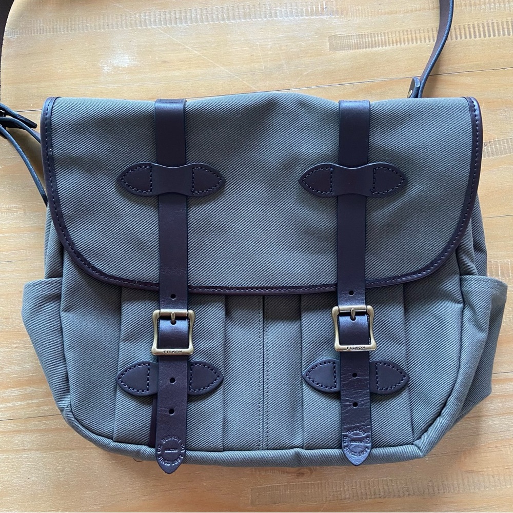 🇺🇸 NWT Medium Rugged Twill Field Bag | Filson